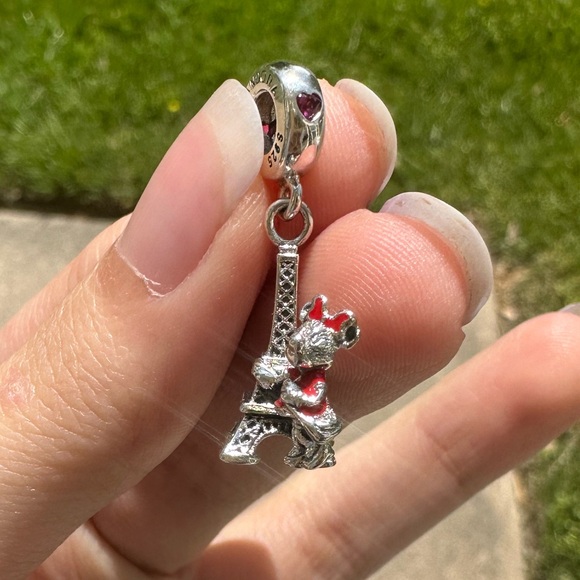 NWOT Pandora x Disney Minnie Mouse Eiffel Tower Limited Charm - Picture 9 of 14